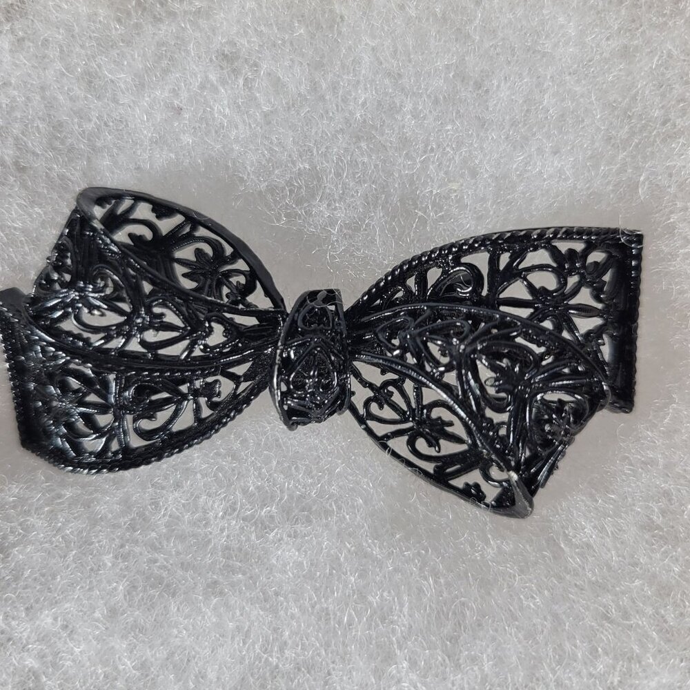 Vintage Black Intricate Classic Elegant Filigree Lace Metal Bowl Pin Brooch